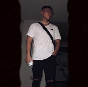 Meet your Posher, Kyle